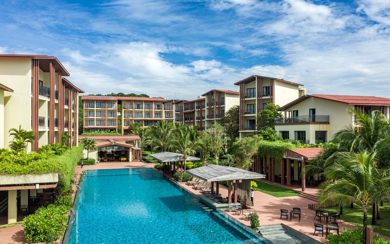 Dusit Princess Moonrise Beach Resort Phú Quốc