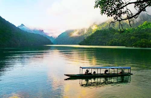 Tour du lịch Hồ Ba Bể 