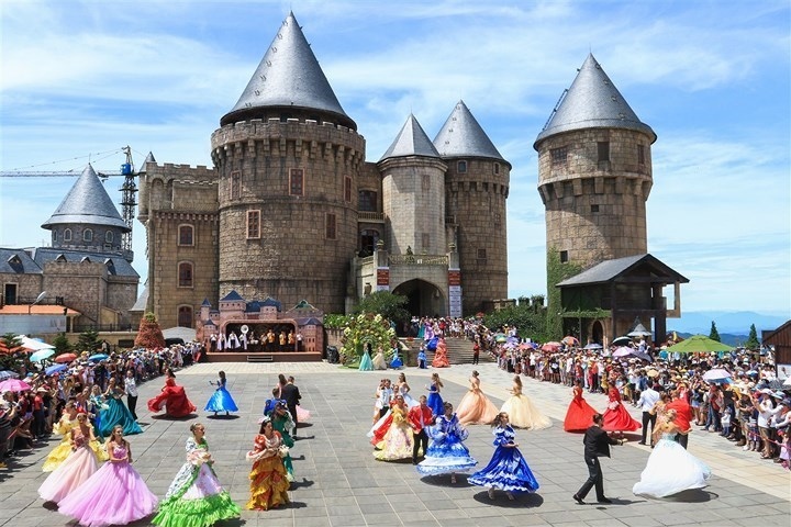 Chương trình tour Đà Nẵng 1 ngày: Ba Na Hills – Cầu Vàng